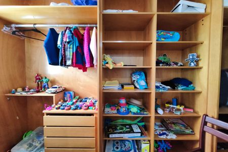 Casa para alugar com 250m², 4 quartos e 3 vagas Casa para alugar com 250m², 4 quartos e 3 vagasCloset Suíte 2
