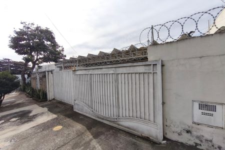 Casa para alugar com 250m², 4 quartos e 3 vagas Casa para alugar com 250m², 4 quartos e 3 vagasFachada