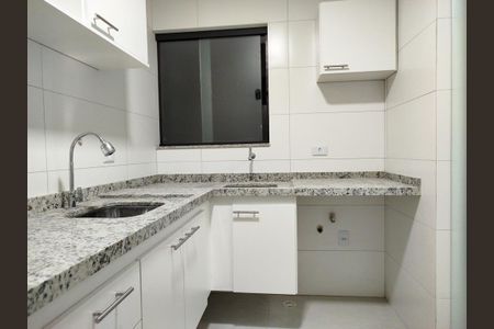 Studio à venda com 30m², 1 quarto e sem vaga Studio à venda com 30m², 1 quarto e sem vagaCozinha e área de serviço