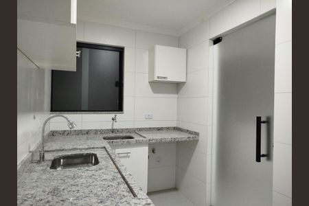 Studio à venda com 30m², 1 quarto e sem vaga Studio à venda com 30m², 1 quarto e sem vagaCozinha e área de serviço