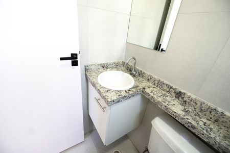 Apartamento à venda com 30m², 1 quarto e sem vaga Apartamento à venda com 30m², 1 quarto e sem vagaPia