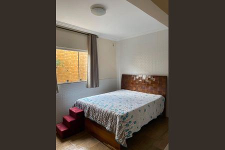 Casa para alugar com 210m², 5 quartos e 1 vaga