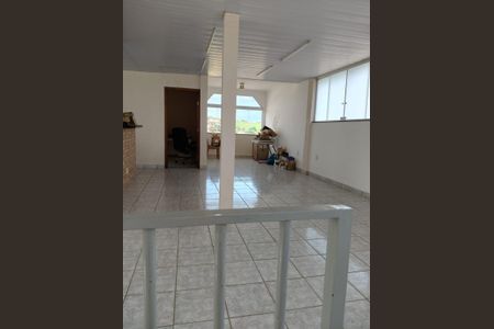 Casa para alugar com 210m², 5 quartos e 1 vaga