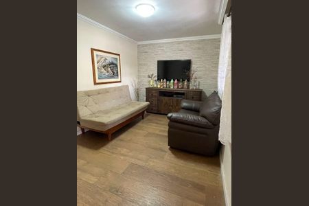 Casa para alugar com 210m², 5 quartos e 1 vaga Casa para alugar com 210m², 5 quartos e 1 vagaSala