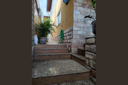 Casa para alugar com 210m², 5 quartos e 1 vaga