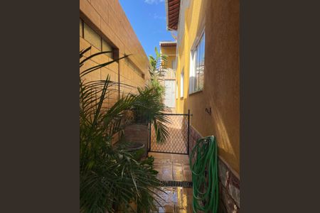 Casa para alugar com 210m², 5 quartos e 1 vaga