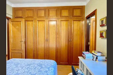 Apartamento à venda com 4 quartos, 242m² em Anchieta, Belo Horizonte