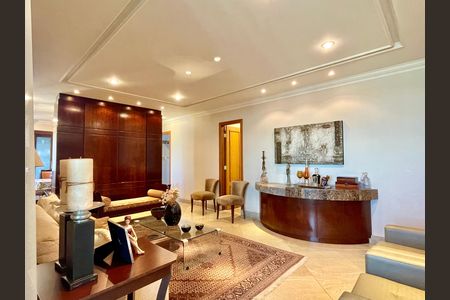 Apartamento à venda com 4 quartos, 242m² em Anchieta, Belo Horizonte
