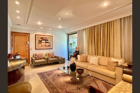 Apartamento à venda com 4 quartos, 242m² em Anchieta, Belo Horizonte