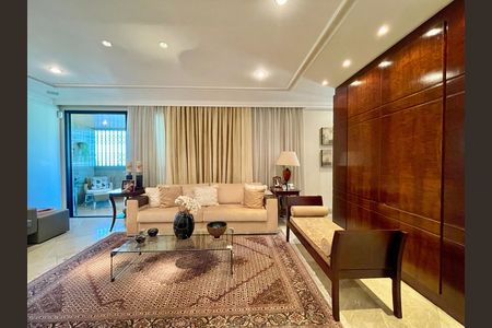 Apartamento à venda com 4 quartos, 242m² em Anchieta, Belo Horizonte