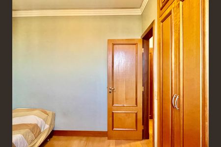Apartamento à venda com 4 quartos, 242m² em Anchieta, Belo Horizonte