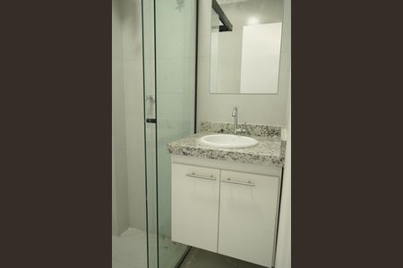 Banheiro de apartamento à venda com 2 quartos, 40m² em Vila Santa Isabel, São Paulo