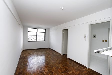 Sala de apartamento para alugar com 3 quartos, 78m² em Nova Suíça, Belo Horizonte
