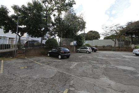 vaga garagem de apartamento para alugar com 3 quartos, 78m² em Nova Suíça, Belo Horizonte