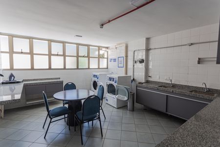 Área Comum - Lavanderia de kitnet/studio à venda com 1 quarto, 32m² em Lourdes, Belo Horizonte