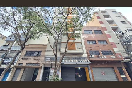 Fachada  de apartamento para alugar com 2 quartos, 100m² em Bom Retiro, São Paulo