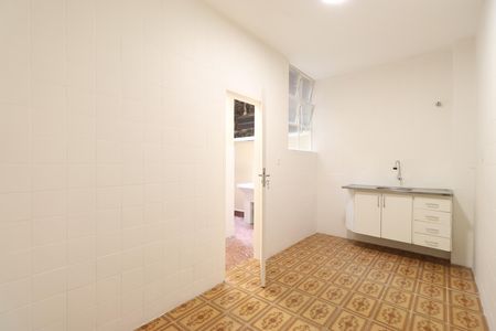 Cozinha de apartamento para alugar com 2 quartos, 100m² em Bom Retiro, São Paulo