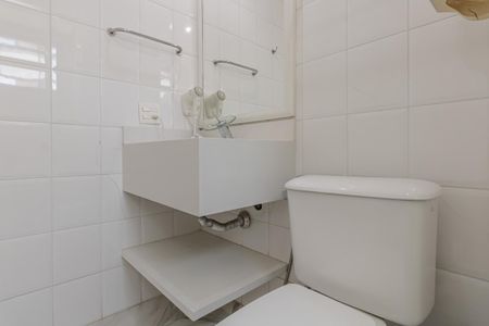 Banheiro da Suíte de kitnet/studio à venda com 1 quarto, 33m² em Moema, São Paulo