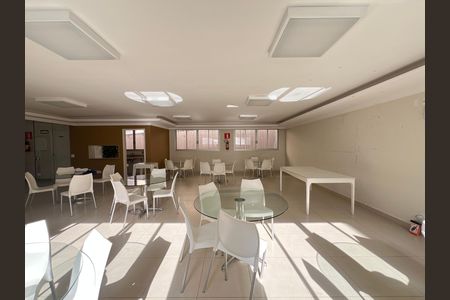 Apartamento para alugar com 76m², 3 quartos e 2 vagas Apartamento para alugar com 76m², 3 quartos e 2 vagasÁrea comum - Salão de festas