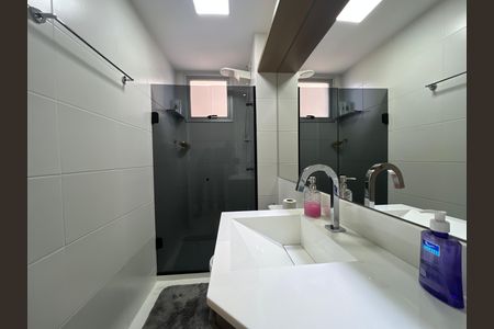 Banheiro Social de apartamento para alugar com 3 quartos, 76m² em Castelo, Belo Horizonte