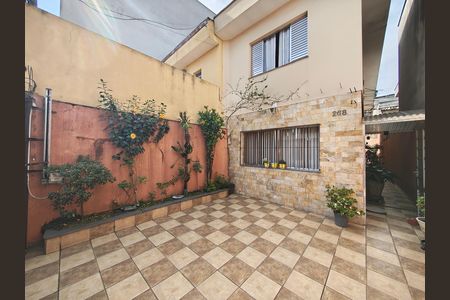 Garagem de casa à venda com 4 quartos, 250m² em Vila Sabrina, São Paulo