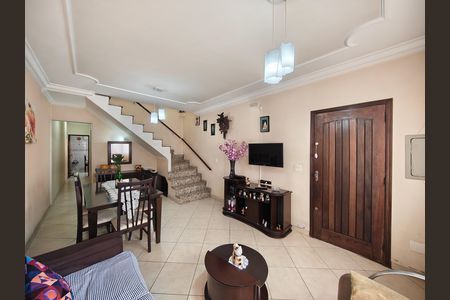 Sala de casa à venda com 4 quartos, 250m² em Vila Sabrina, São Paulo
