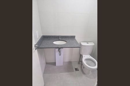 Apartamento à venda com 37m², 1 quarto e sem vaga Apartamento à venda com 37m², 1 quarto e sem vagaBanheiro