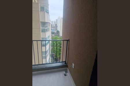 Apartamento à venda com 37m², 1 quarto e sem vaga Apartamento à venda com 37m², 1 quarto e sem vagaVaranda
