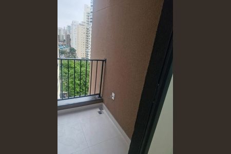 Apartamento à venda com 37m², 1 quarto e sem vaga Apartamento à venda com 37m², 1 quarto e sem vagaVaranda