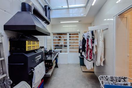 Área de Serviço de casa para alugar com 4 quartos, 180m² em Ipiranga, São Paulo