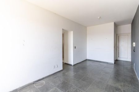 Sala de apartamento para alugar com 3 quartos, 77m² em Santa Amelia, Belo Horizonte