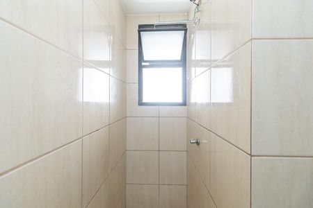 Banheiro de apartamento para alugar com 3 quartos, 77m² em Santa Amelia, Belo Horizonte