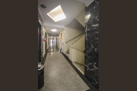 Hall de entrada de kitnet/studio à venda com 1 quarto, 20m² em Cidade Baixa, Porto Alegre