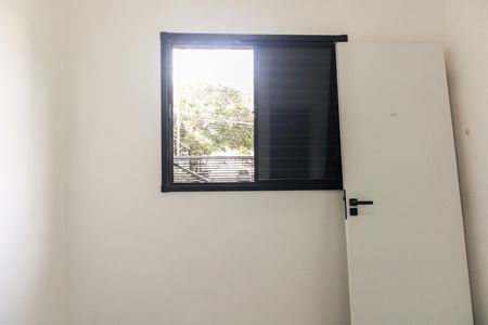 Quarto 1 de apartamento à venda com 2 quartos, 40m² em Vila Santa Isabel, São Paulo