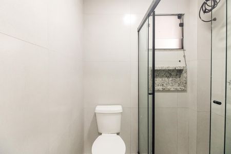 Apartamento à venda com 40m², 2 quartos e sem vaga Apartamento à venda com 40m², 2 quartos e sem vagaBanheiro