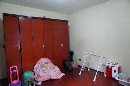 Casa de condomínio à venda com 250m², 5 quartos e 5 vagasQuarto 2