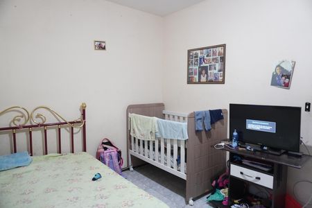 Casa de condomínio à venda com 250m², 5 quartos e 5 vagasQuarto