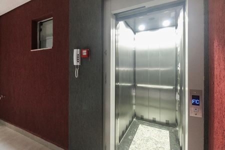 Apartamento à venda com 30m², 1 quarto e sem vaga Apartamento à venda com 30m², 1 quarto e sem vagaÁrea Comum