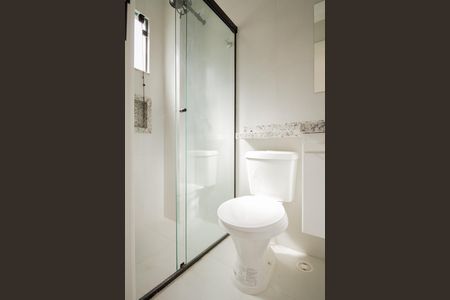 Banheiro de apartamento à venda com 1 quarto, 30m² em Vila Santa Isabel, São Paulo