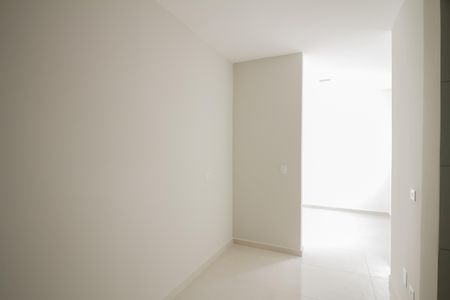 Sala de apartamento à venda com 1 quarto, 30m² em Vila Santa Isabel, São Paulo