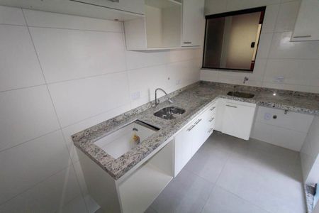 Studio à venda com 30m², 1 quarto e sem vaga Studio à venda com 30m², 1 quarto e sem vagaKitnet
