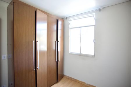 Quarto 1 de apartamento à venda com 2 quartos, 42m² em Inconfidentes, Contagem