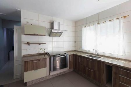 Cozinha - Armários de casa para alugar com 2 quartos, 110m² em Vila Medeiros, São Paulo