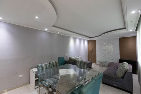 Casa para alugar com 2 quartos, 110m² em Vila Medeiros, São Paulo