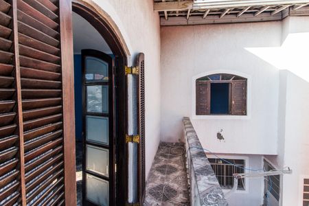 Varanda do quarto 2 de casa para alugar com 1 quarto, 80m² em Jardim das Belezas, Carapicuíba