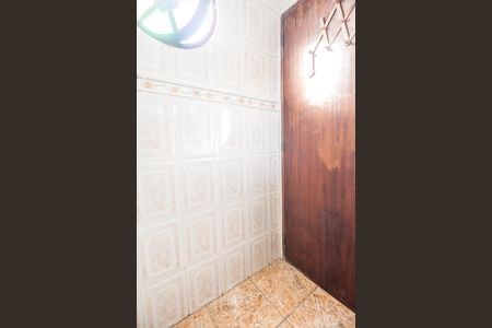 Banheiro de casa para alugar com 1 quarto, 80m² em Jardim das Belezas, Carapicuíba