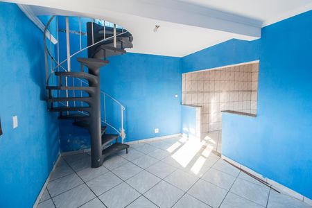 Sala de casa para alugar com 1 quarto, 80m² em Jardim das Belezas, Carapicuíba