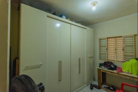 Casa à venda com 117m², 2 quartos e 3 vagas Casa à venda com 117m², 2 quartos e 3 vagasQuarto 2