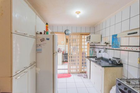 Casa à venda com 117m², 2 quartos e 3 vagas Casa à venda com 117m², 2 quartos e 3 vagasCozinha