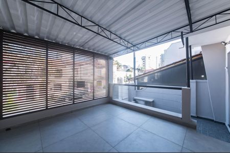 Varanda de casa à venda com 1 quarto, 140m² em Vila Mariana, São Paulo
